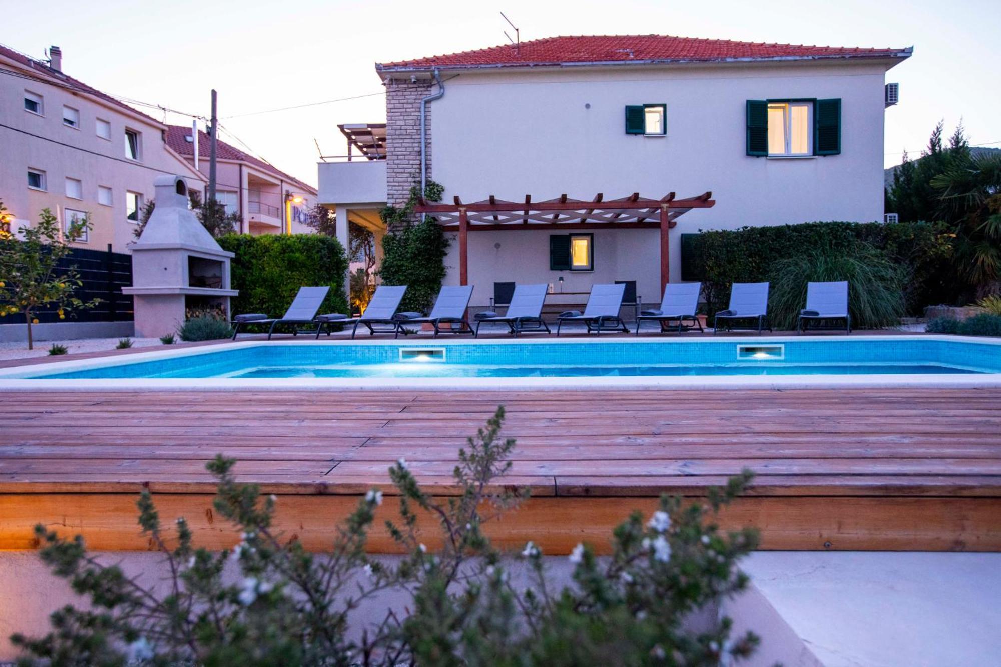 Apartment Laura Trogir Exterior photo